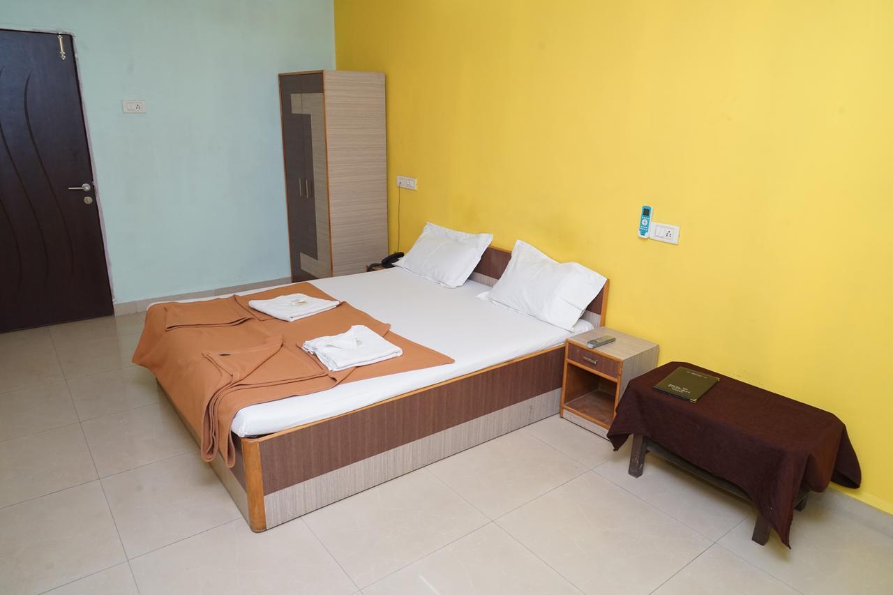 Hotel Umesh Daman Dış mekan fotoğraf
