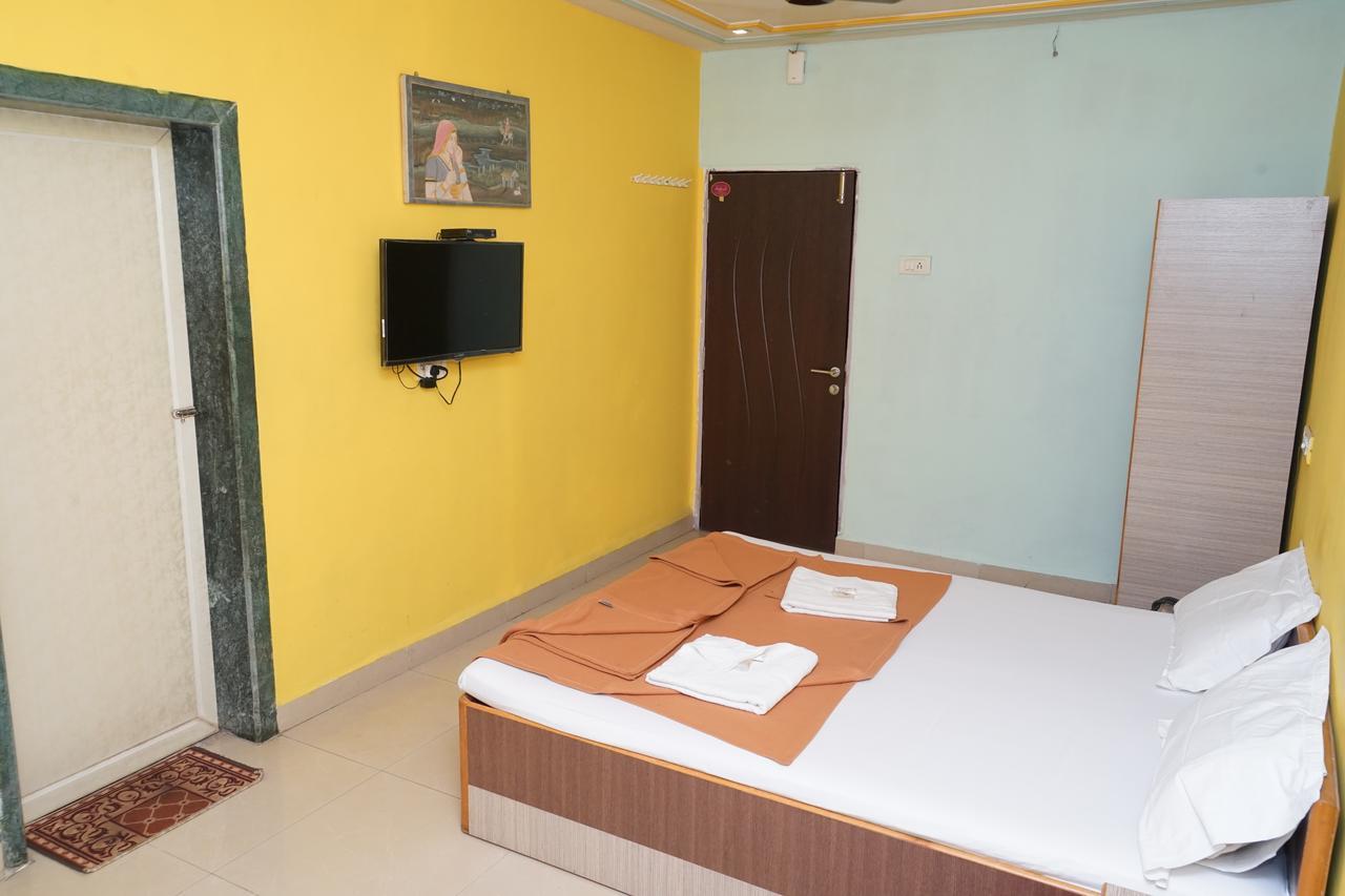 Hotel Umesh Daman Dış mekan fotoğraf