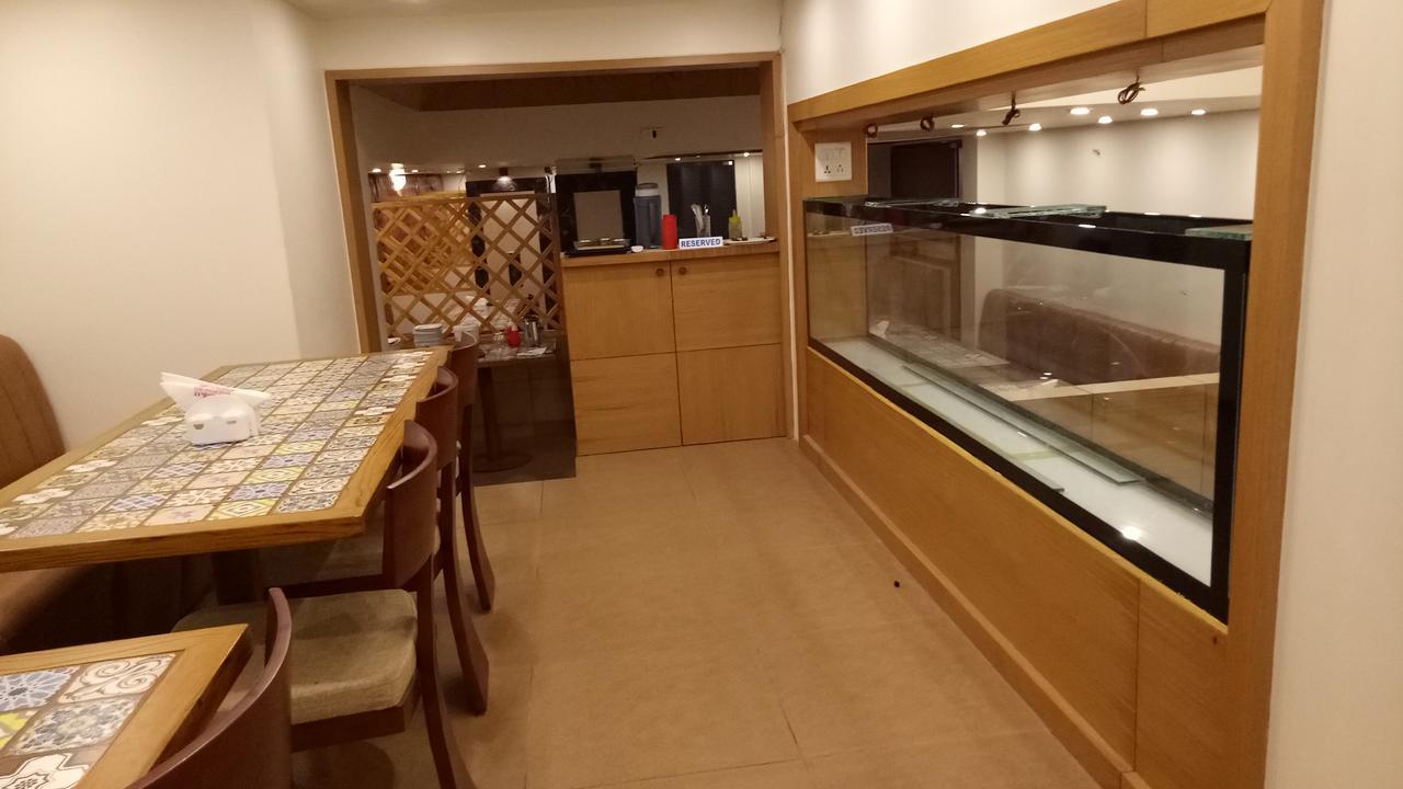 Hotel Umesh Daman Dış mekan fotoğraf