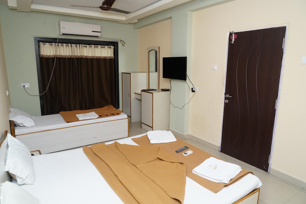 Hotel Umesh Daman Dış mekan fotoğraf