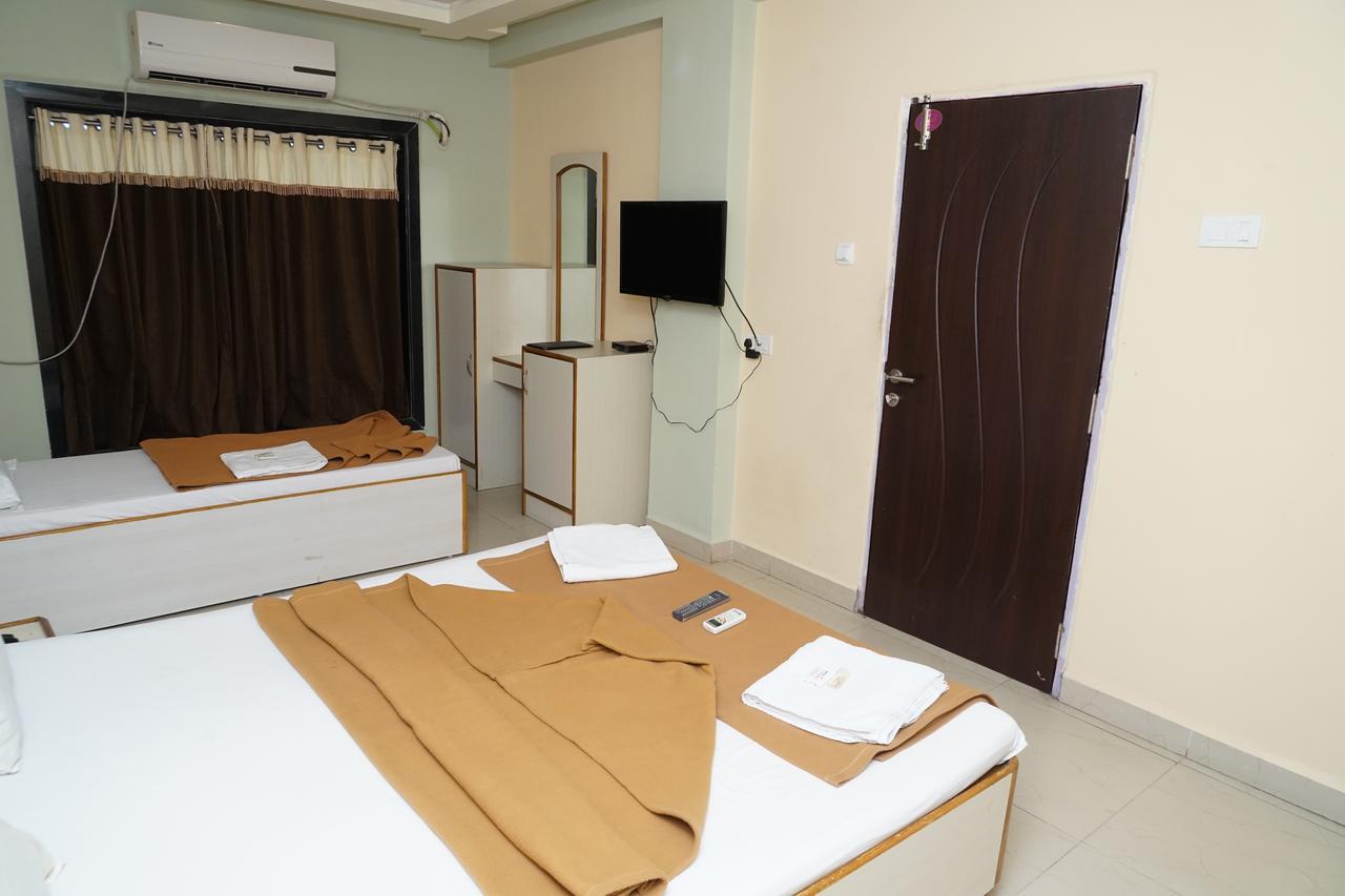 Hotel Umesh Daman Dış mekan fotoğraf